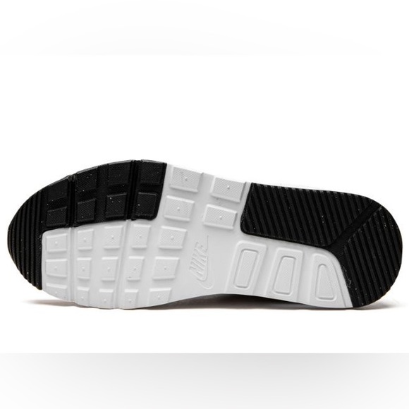 New Nike Air Max - Picture 7 of 7